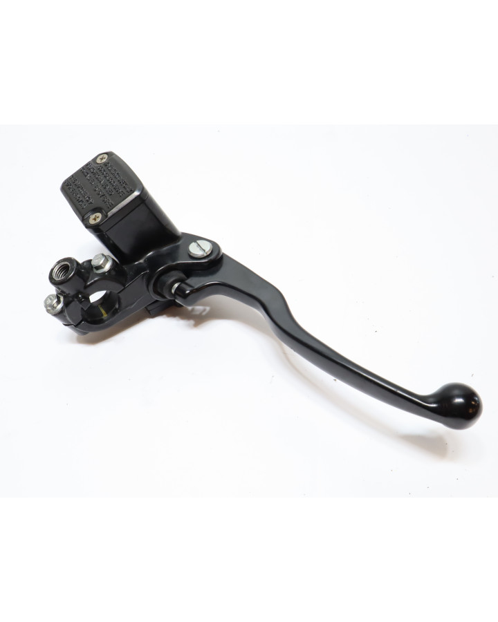 KTM 125 Duke, bromscylinder fram