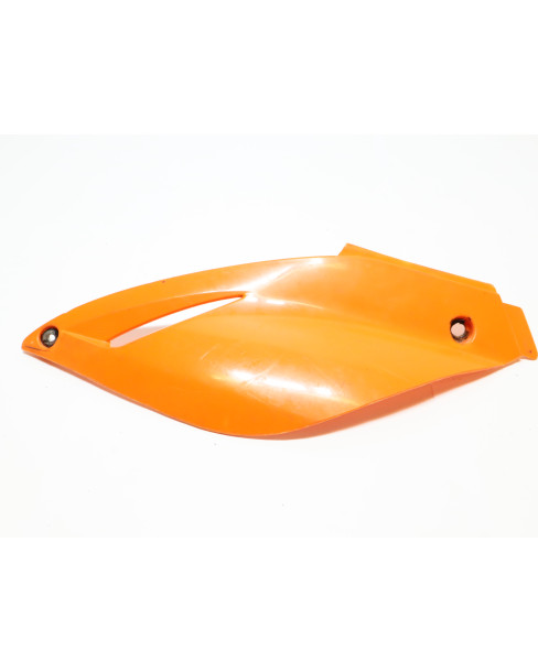 KTM 625 SXC, bakre sidokåpa vänster