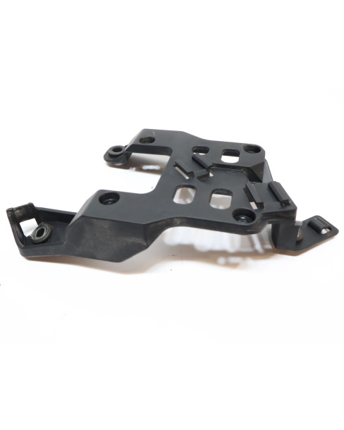 BMW G310R, fäste ECU 2