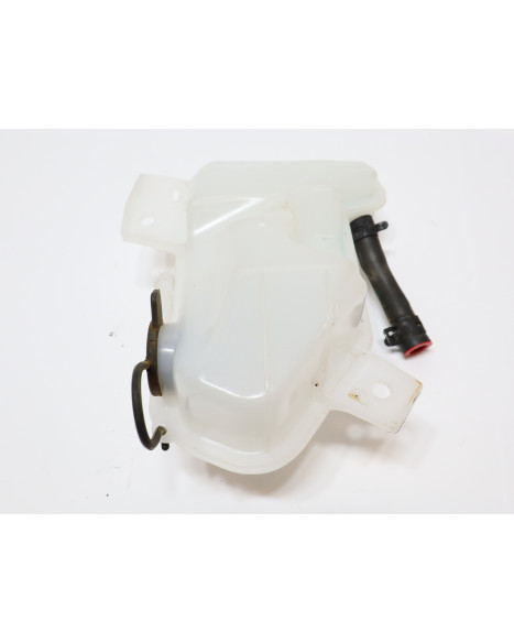 BMW G310R, expansionskärl