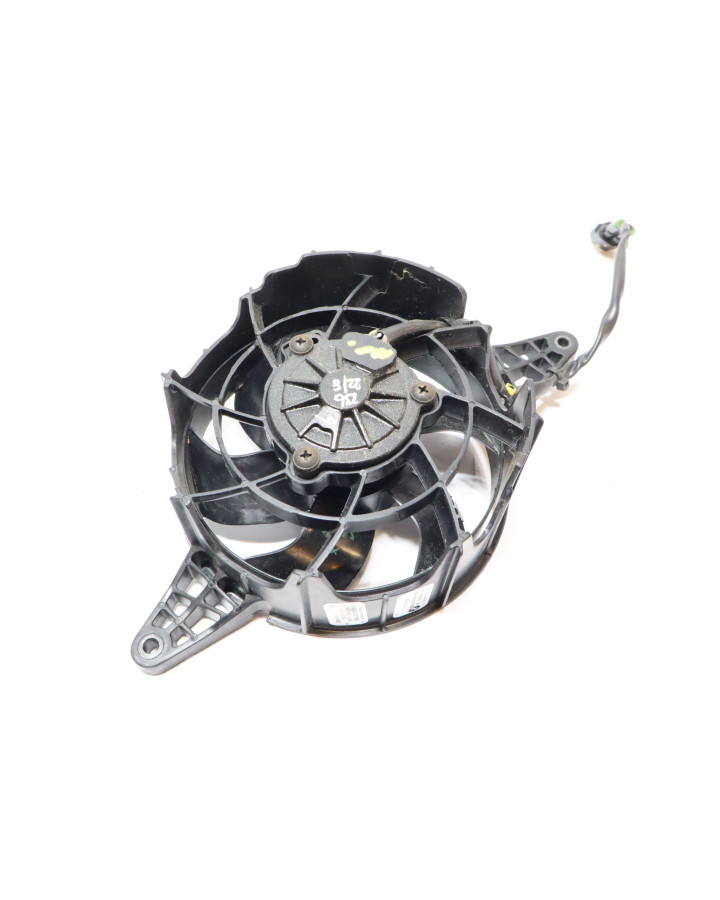 BMW G310R, kylarfläkt