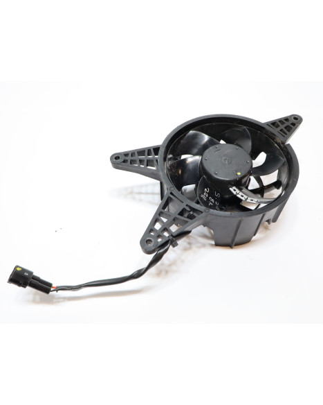 BMW G310R, kylarfläkt