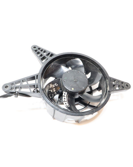 BMW G310R, kylarfläkt