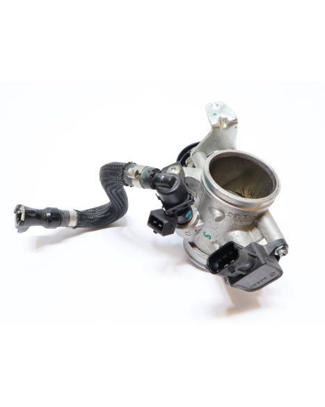 BMW G310R, gasspjäll/insprut