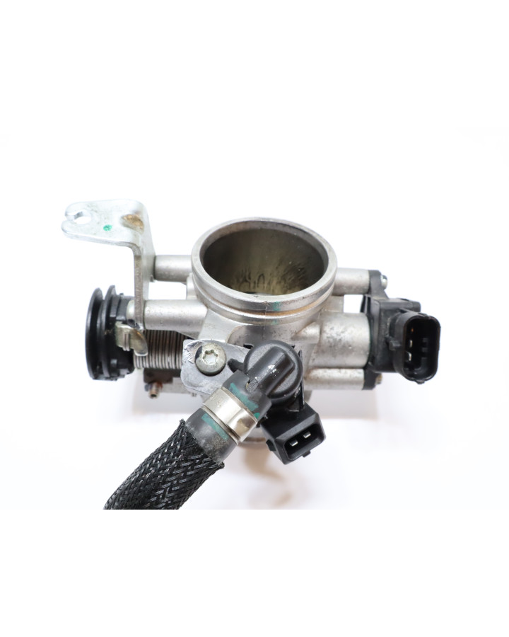 BMW G310R, gasspjäll/insprut