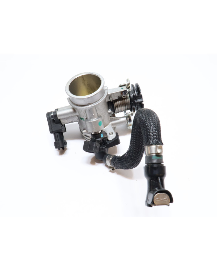 BMW G310R, gasspjäll/insprut