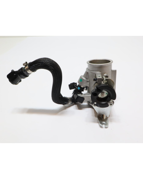 BMW G310R, gasspjäll/insprut