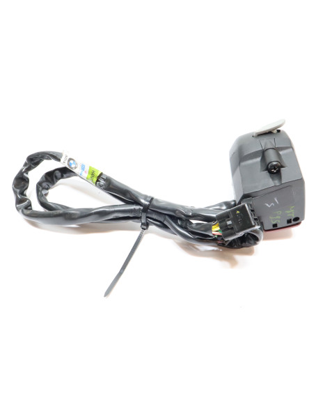 BMW G310R, omkopplare vänster