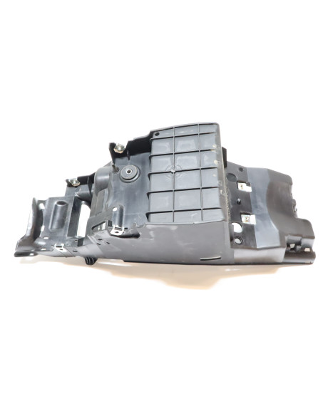 BMW G310R, batterilåda