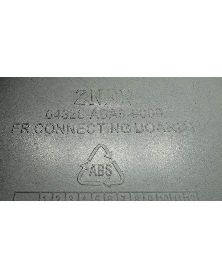 MotoCR T-Rex, nedre sidokåpa fram höger