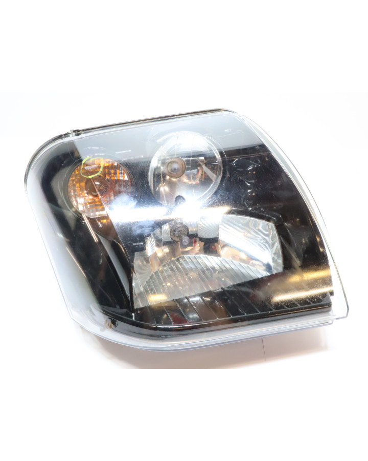 Microcar MC2, framlykta höger