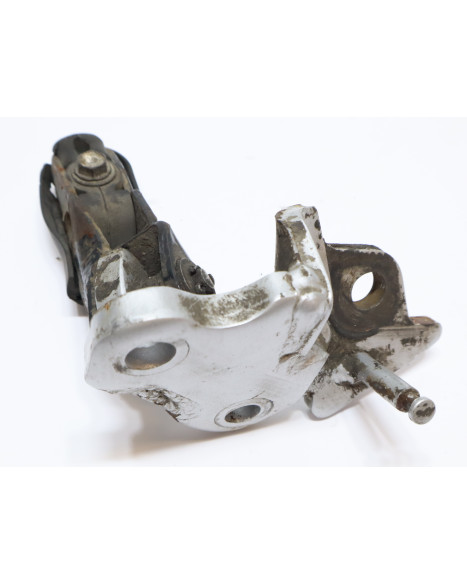 Honda XRV750 Africa Twin, fotpinne vänster