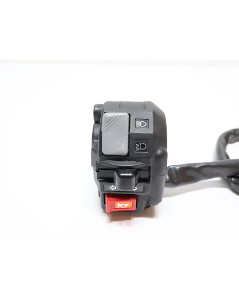 KTM 690 SMC, omkopplare vänster