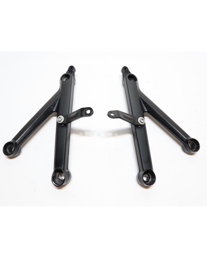 KTM 690 SMC, motorfäste (par)