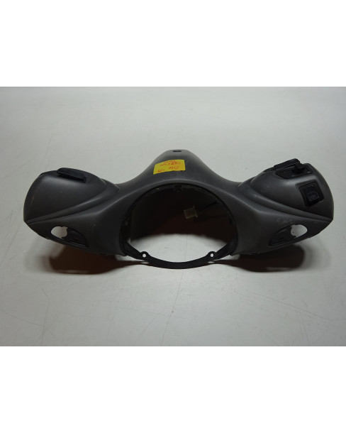 Yamaha Neos 4, bakre styrkåpa 2