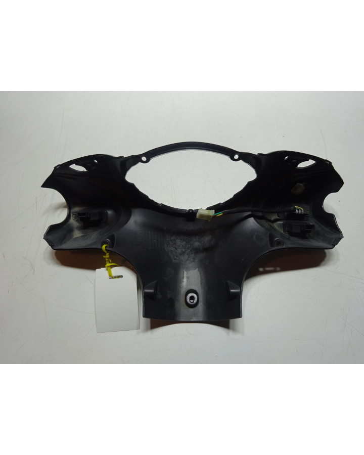 Yamaha Neos 4, bakre styrkåpa