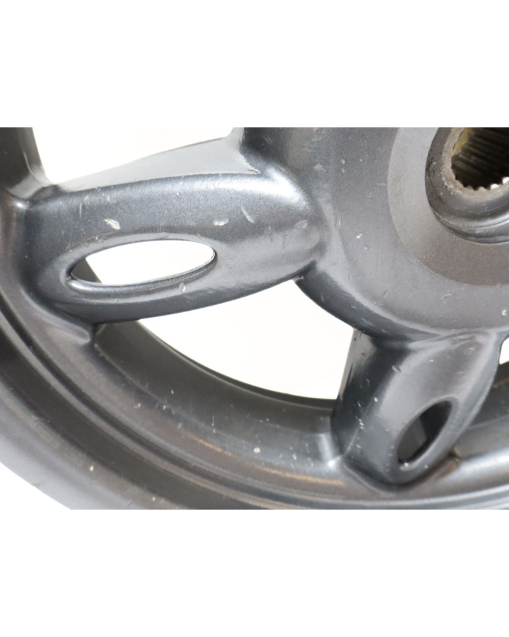 Yamaha Neos, bakfälg