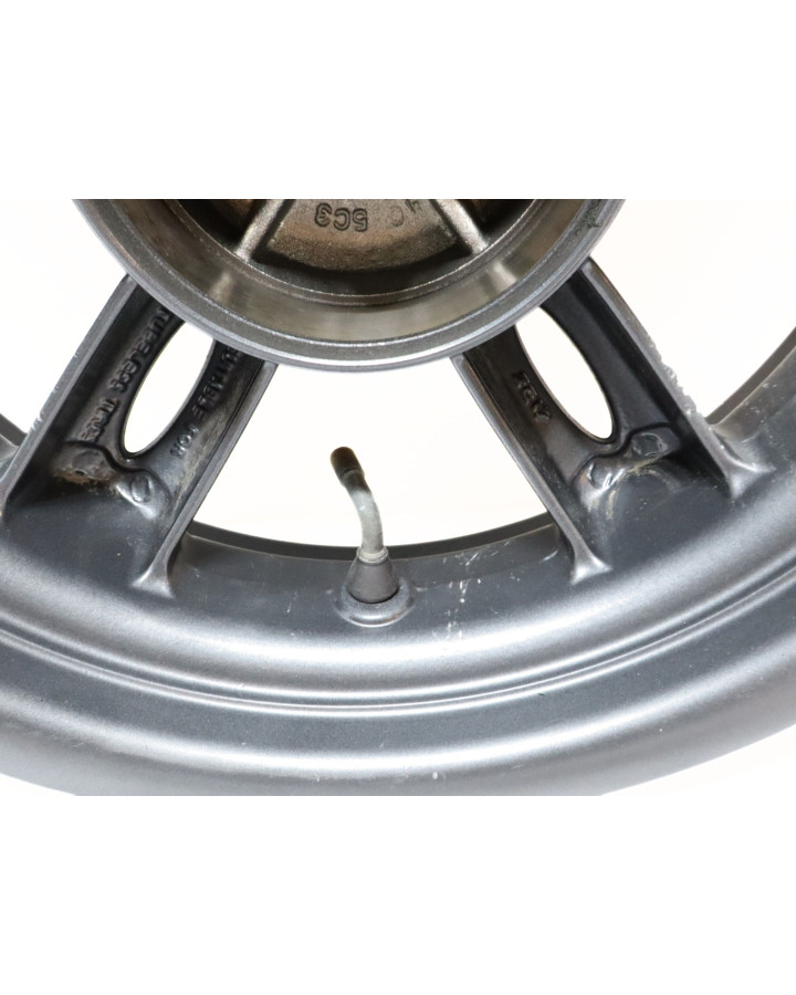 Yamaha Neos, bakfälg