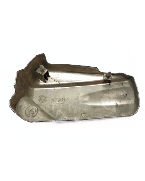 Yamaha XVS 1100A Dragstar, nedre sidokåpa höger