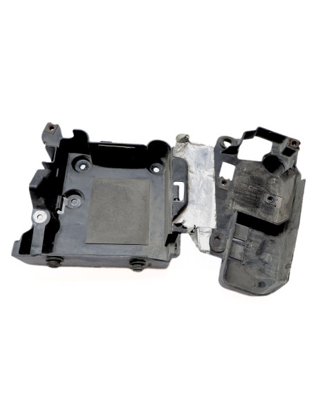 Yamaha XVS 1100A Dragstar, batterilåda