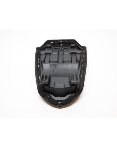 Aprilia RSV1000R, passagerarsadel 2