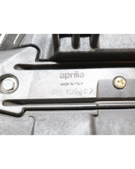 Aprilia Tuono, passagersadel