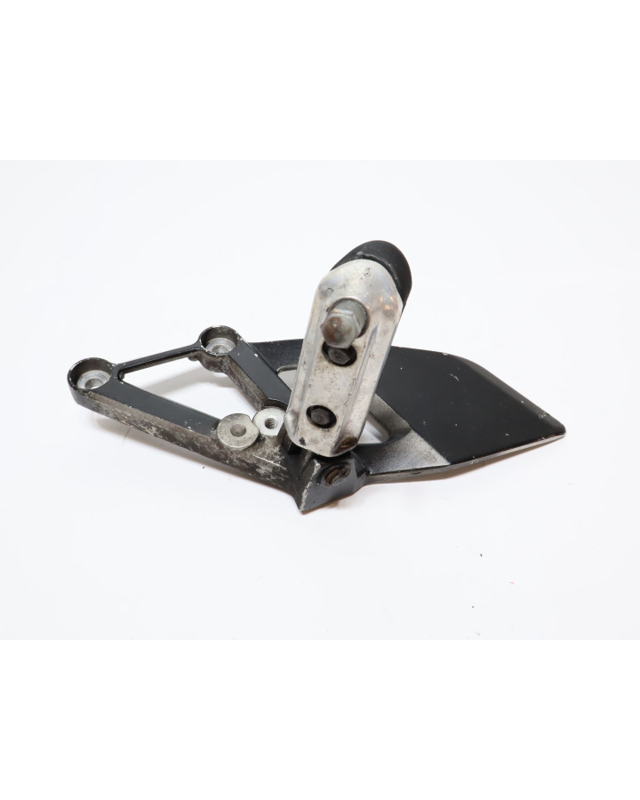 Honda CBR600F, fotpinne vänster