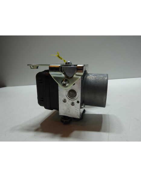 Yamaha XSR900/MT-09, ABS aggregat