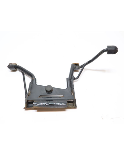 Peugeot Speedfight 4, centralstöd 2