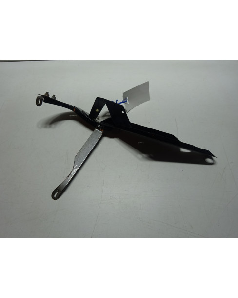 Harley-Davidson Electra Glide, toppkåpstag höger 2