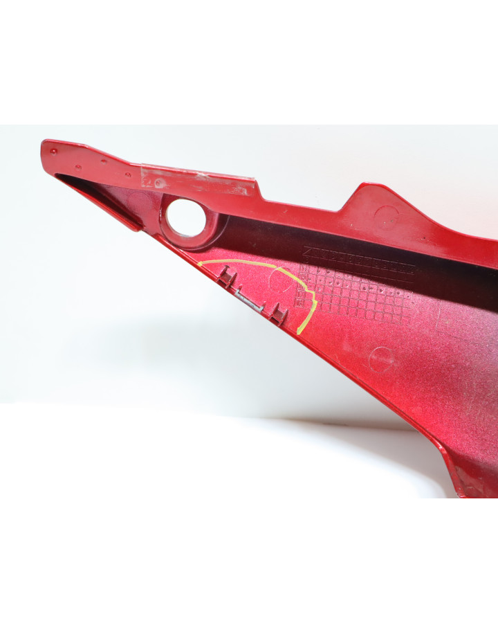 Honda CBR650F, bakre sidokåpa vänster