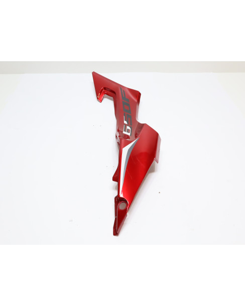 Honda CBR650F, bakre sidokåpa höger 2