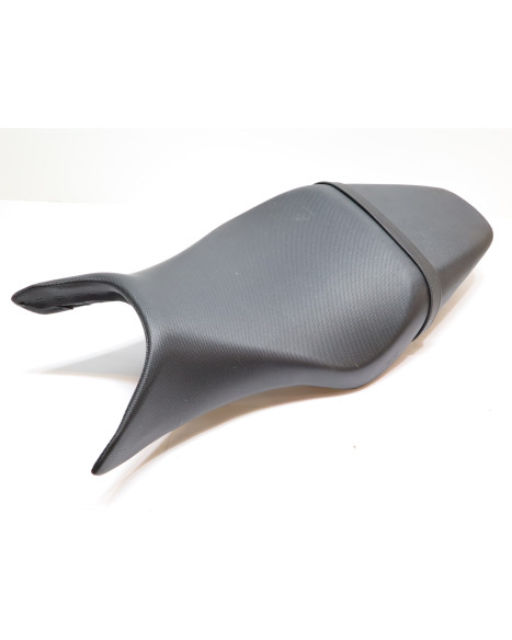 Honda CBR650F, sadel