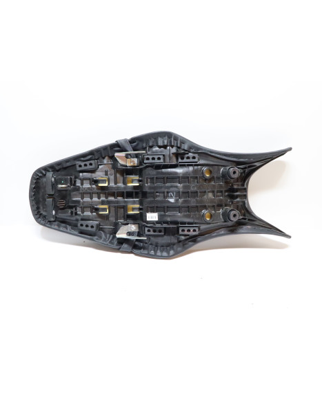 Honda CBR650F, sadel