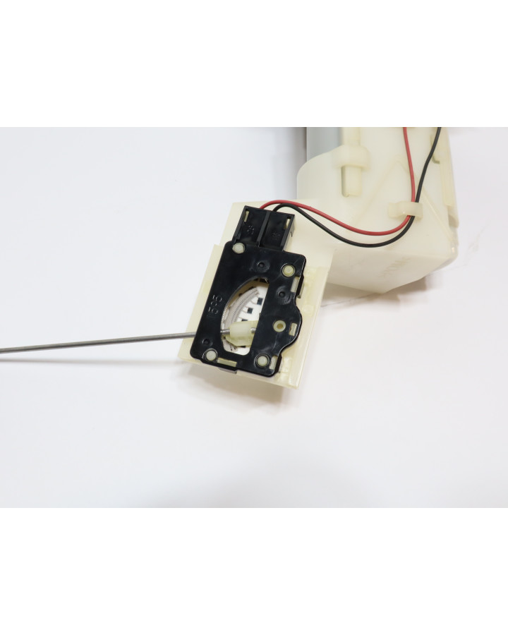 Honda CBR650F, bränslepump