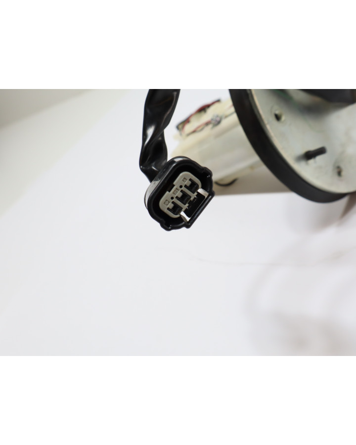 Honda CBR650F, bränslepump