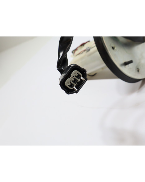 Honda CBR650F, bränslepump