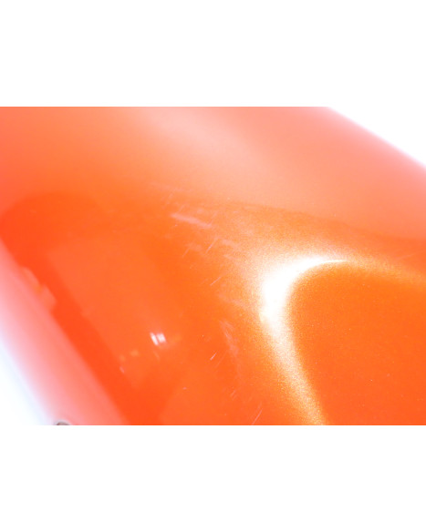 Triumph Sprint ST, bakre sidokåpa höger