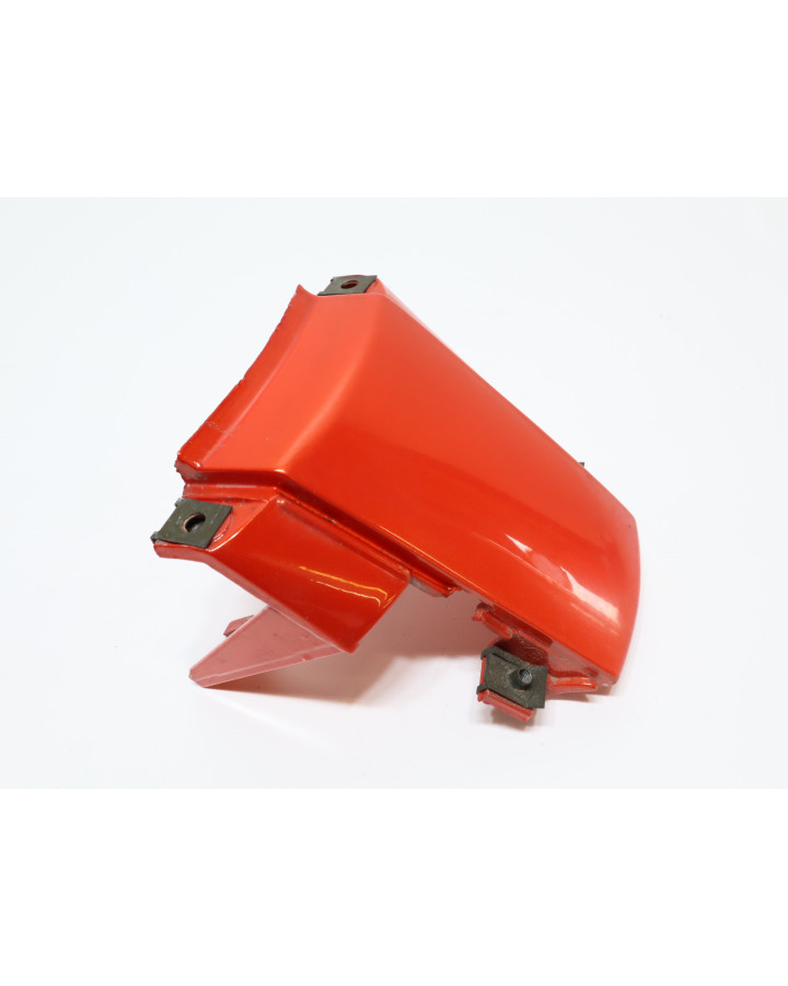 Triumph Sprint ST 955i, bakre mittkåpa