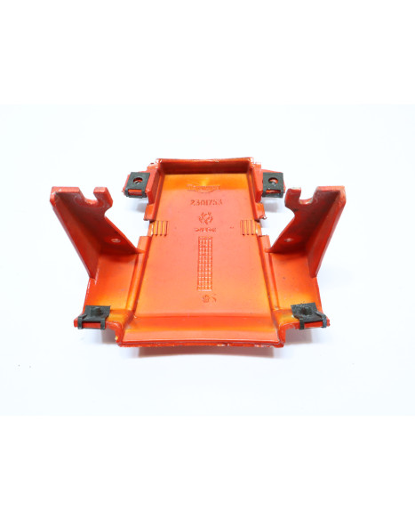 Triumph Sprint ST 955i, bakre mittkåpa