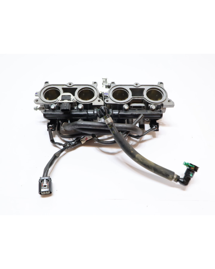 Honda CBR650F, gasspjäll/insprut