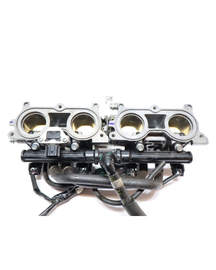 Honda CBR650F, gasspjäll/insprut