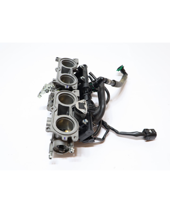 Honda CBR650F, gasspjäll/insprut