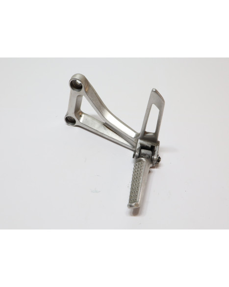 Honda CBR650F, passagerarfotpinne vänster komplett