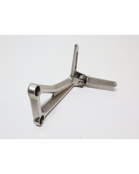 Honda CBR650F, passagerarfotpinne vänster komplett