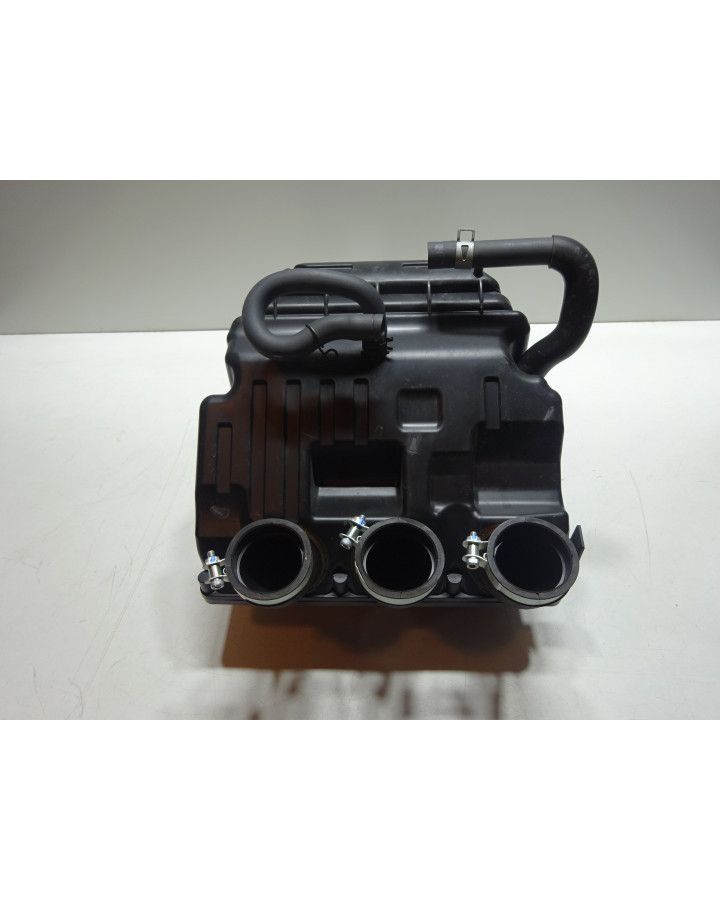 Yamaha XSR900, luftburk