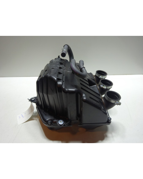 Yamaha XSR900, luftburk