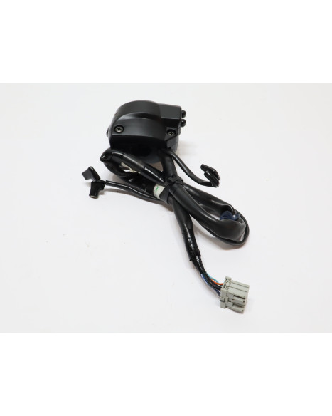 Honda CBR650F, omkopplare vänster