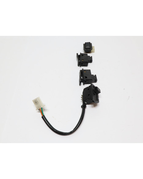 Yamaha Neos, strömställare