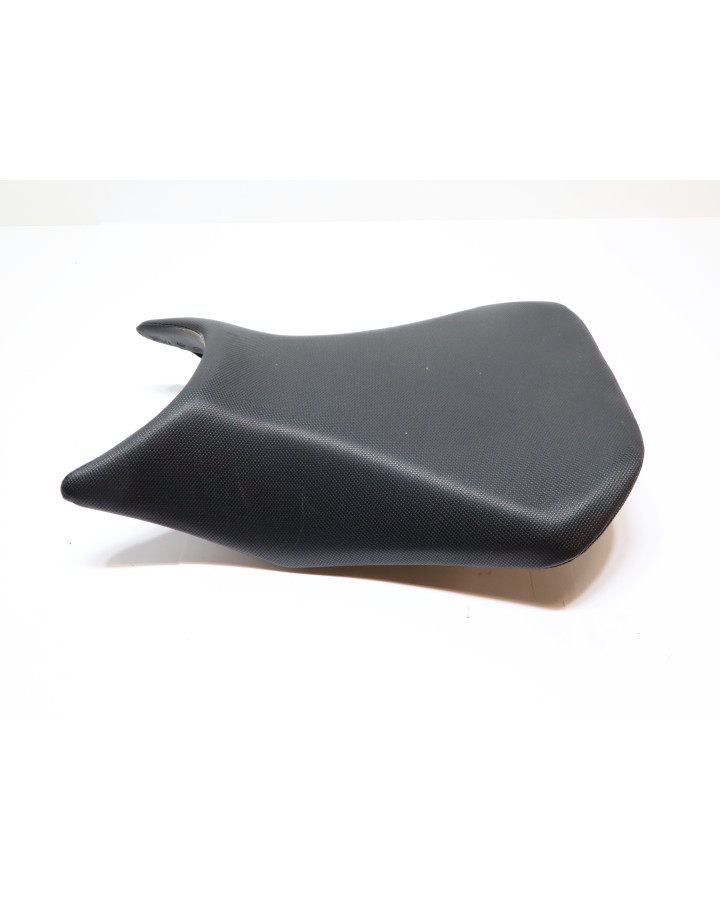 Honda CBR500R, sadel